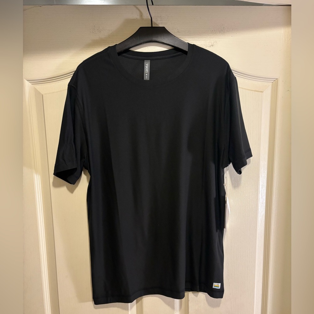 RESTOCK Vuori Men’s “Strato Tech” Tee (M) *BESTSELLER* - Picture 4 of 8